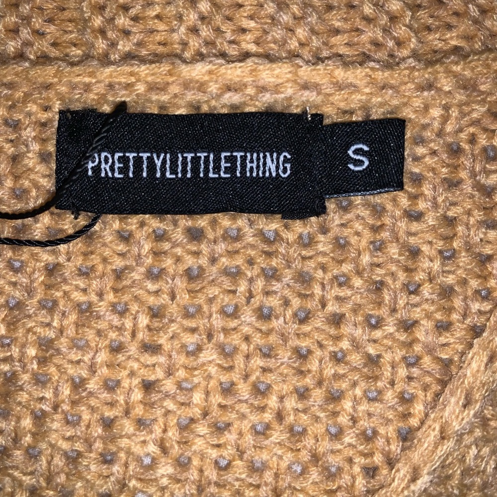 Knitted Sweater - Picture 2 of 3